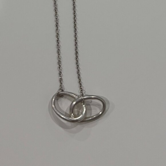 Vintage Tiffany & Co Double Loop Silver Necklace - Picture 2 of 3